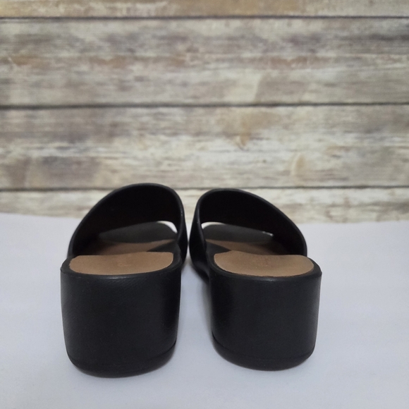 Gentle Souls by Kenneth Cole Gisele Wedge Slide Sandals Black Size 7 - Picture 3 of 15